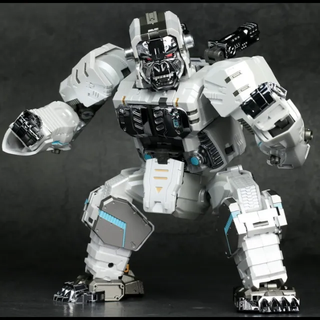 Generation Toy - GT-10W Gorilla Chrome White Version